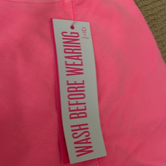 Ily Pulitzer luxletic sweatshirt. - Picture 4 of 5